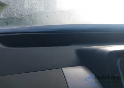 2005 Toyota Prius from USA, damaged, VIN JTDKB20U353088971